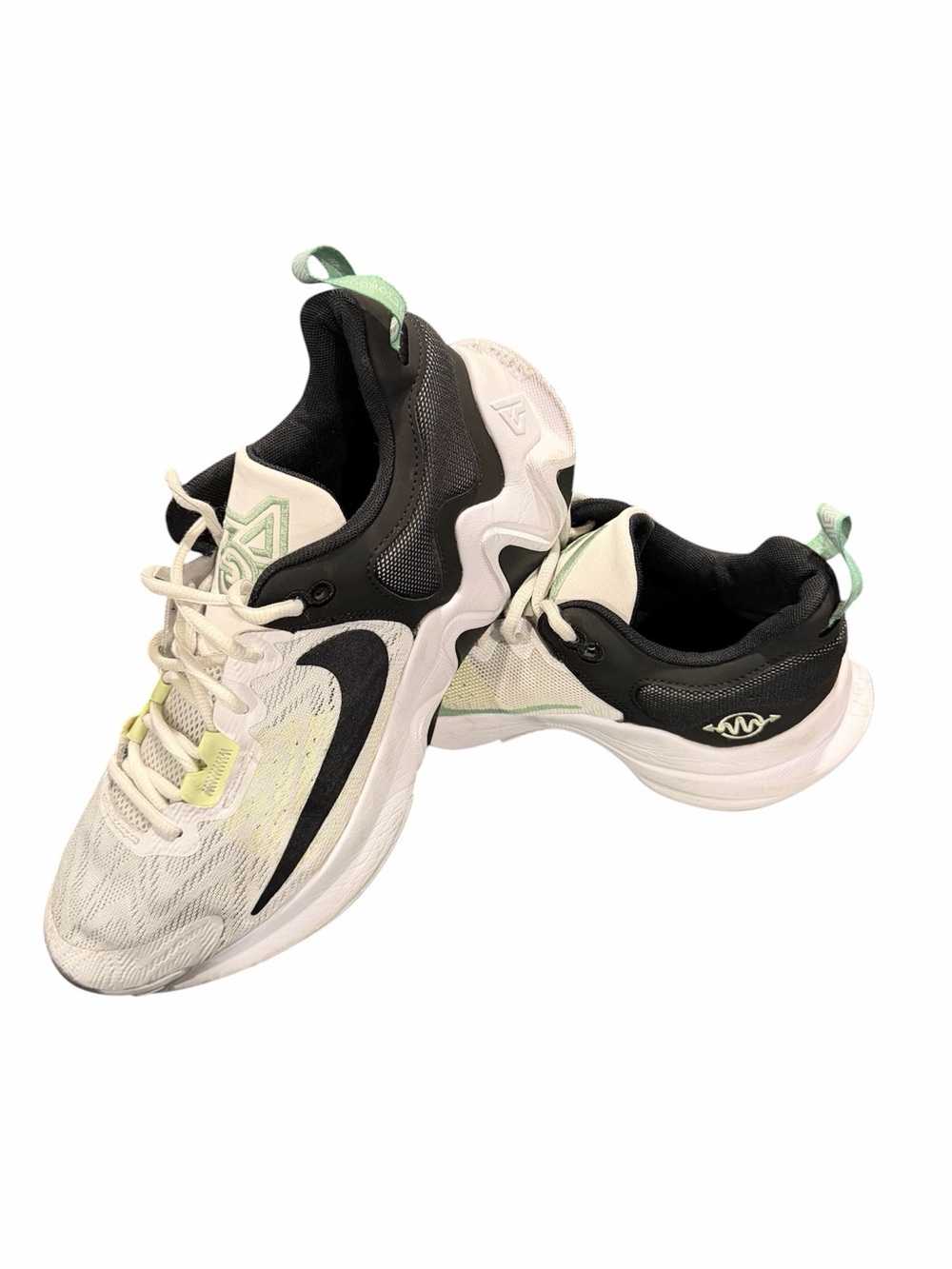 Nike Men's White Black Mint Green Running Sneakers